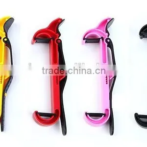 Creative Car Mobile Phone Holder Car Steering Wheel Mounted Shelf thumbnail-3