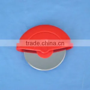 Plastic Pizza Cutter,red thumbnail-1