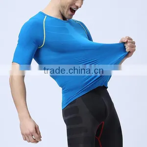 Mens Seamless Sport Compression T-shirt thumbnail-3