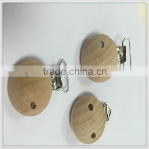 Factory Customized Color Wooden Baby Pacifier Clip With Holder thumbnail-1