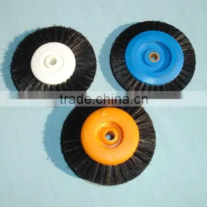 Plastic Hub Brush thumbnail-1
