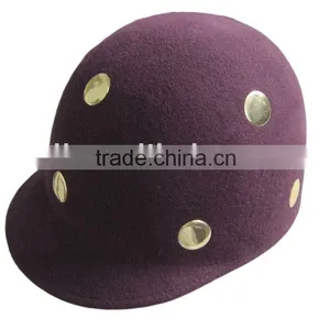 Felt Hat thumbnail-1