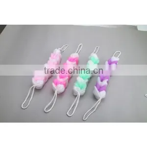 Extendable Braided Back Scrubber thumbnail-1