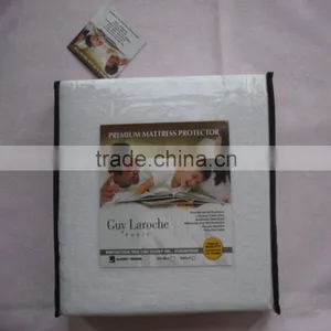Top Selling Anti-Dustmite Waterproof Mattress Protector Cover With Zipper thumbnail-4
