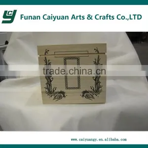 Simple Design and Elegant Wooden Box thumbnail-1