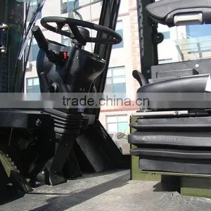 4WD 5 Ton Diedel Powered All Terrain Pallet Forklift for Sale thumbnail-4