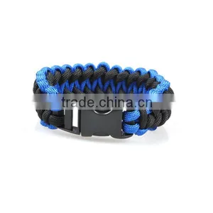 2 Color Paracord Bracelet thumbnail-1