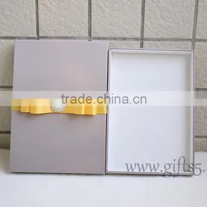 Fancy Wedding Invitation Gift Box With Ribbon thumbnail-4