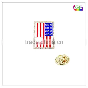 Gold Tone Metal Alloy Jewelry USA Flag LAPEL PIN thumbnail-1
