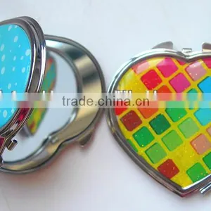 Metal Heart Shape Cosmetic Mirror Foldable Custom Logo Pocket Mirror thumbnail-1