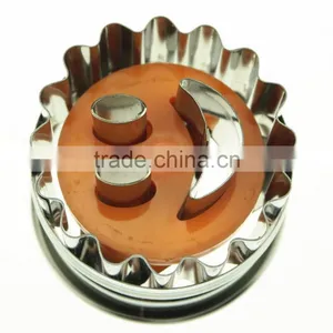 47074 Cake Pan Smile Shape Cookie Cutters Press Mold Biscuit Decorating Tools thumbnail-2
