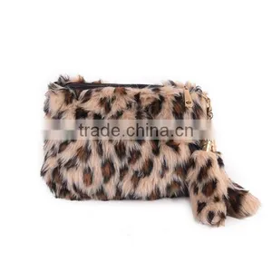 Winter Cute China Manufacturer Rabbit Fur Handbags With Low Price thumbnail-3