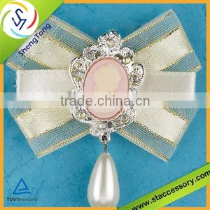2015 High Quality Fabric Brooch thumbnail-1