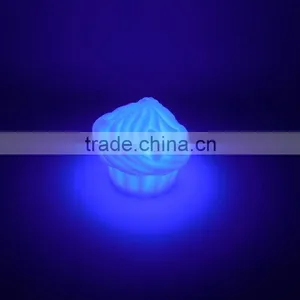 Colour Changing Led Light Toys Plastic Vinyl Icecream Shaped Toys thumbnail-5