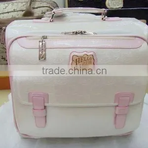 Hello Kitty Garment Bag thumbnail-1