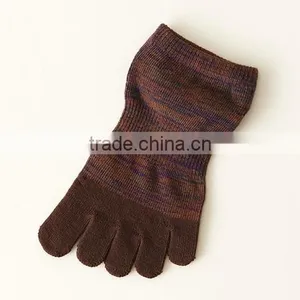 Japanese OEM Design High Quality Fashion Women Spring Summer Thick Cotton Knitting Ankle Toe Sock thumbnail-1