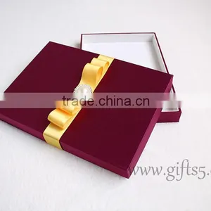 Decorative Wedding Invitation Card Box With Bowknot thumbnail-1