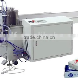High Quality Full Automatic Wet Napkin Making Machine/ Automatic Folding Napkin Paper Machine thumbnail-4