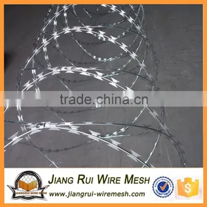 Low Price Concertina Hot Dipped Galvanized Razor Barbed Wire thumbnail-4