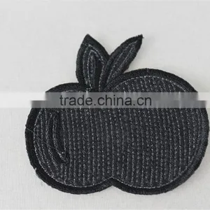 Good Price Embroidery Patch Red Cherry Printting Sew on Collar for Sale thumbnail-5