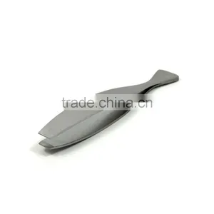 Fish Bone Tweezers thumbnail-1