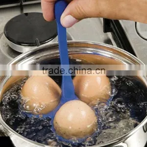 Silicone Rubber Egg Cup 3 Eggs Stand Novelty Egg Holder Easy Boiled Egg Tool thumbnail-5