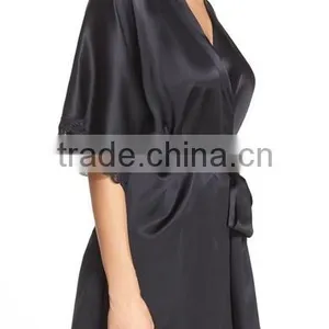 China Wholesalers Customized Personalized Plus Size Fashion Sexy Silk Solid Black Satin Robe thumbnail-4