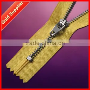 Hi-ana Zipper1 Globally Integrating Manufacturing Process Fashion Jeans Zipper thumbnail-1