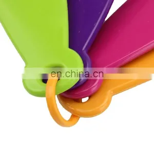 High Quality 4 Color Plastic Cheese Hand Grater, Different Pattern Soft Grip Handle Grater thumbnail-3