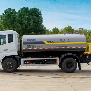 4*4 Water Transport Truck Road Cleaning Green Sprinkler Truck 12tons Hot 11000L HOWO Water Tank Truck thumbnail-3