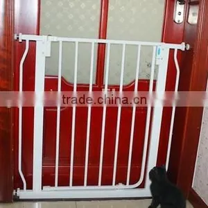 Dog Guard Safety Gate Barrier thumbnail-1