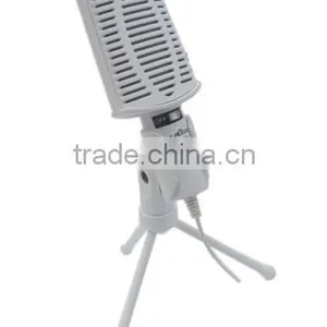 Wired Microphone for Studio Recording thumbnail-2