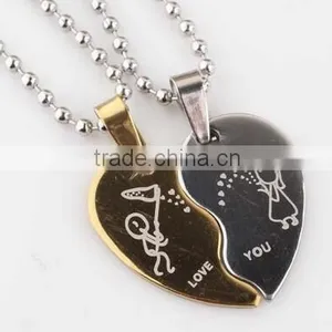 Two Pieces One Pair Stainless Steel Broken Heart Couple Love Pendant Necklace Set For Friend thumbnail-4