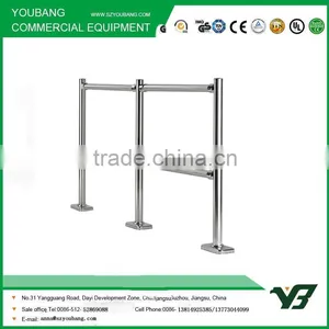 Steel Railing thumbnail-1