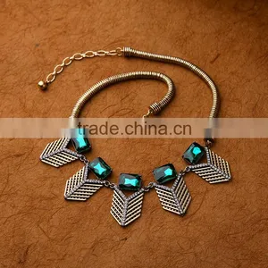Cheap Wholesale Jewelry 2016 Latest Design Vintage Multiple Pendants Necklace Green Stone Pendant Necklace thumbnail-6