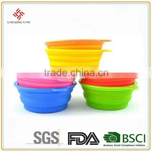 Silicone Collapsible Rubber Travel Dog Bowl thumbnail-1
