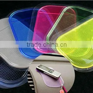 Wholesale Phone Accessories, Reusable Anti-slip Silicone Mat for Mobile Phone thumbnail-1