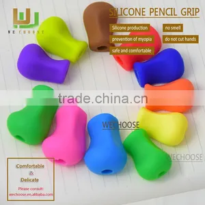 Wholesale Custom Colour Silicone Pencil Grip Descriptions Useful for Child Development Let Drawing More Relaxed thumbnail-3