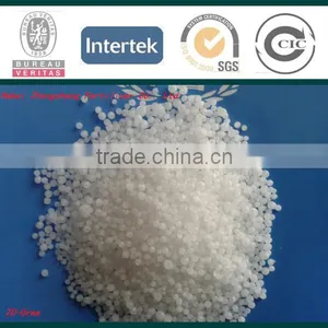 White Prilled Urea 46 % thumbnail-1