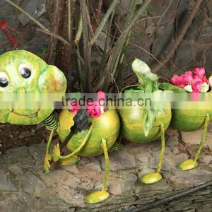 Caterpillar With 3 Pots thumbnail-1