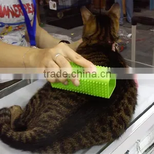 CY064 Pet Comb Mucous Wool Implement Silicone Brush Cat and Dog Fur Cleaner Pets Hair Comb thumbnail-1