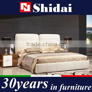French Royal Design Bedroom Furniture King Size Bed thumbnail-1