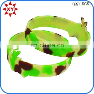 New Arrival High Quality Color Changing Wristband thumbnail-3