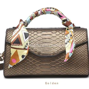 2023 Spring New Arrival Serpentine Cross-body Small Square Bag Factory Stock Wholesale thumbnail-2