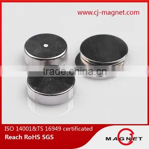 N38 Round Disc Neodymium Magnet by Manufacturers in China for Fridge Magnets thumbnail-1