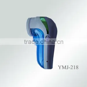 Rechargeable Electric Fabric Remover thumbnail-1