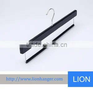 Lioncity W1066 Clothes Wooden Hanger thumbnail-1