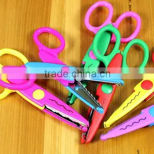 High Quality Paper Edger Pinking Shears/ Zig Zag Scissors Scrapbooking Decorative Craft Pattern Edged/ Scissors Paper Trimmer thumbnail-1
