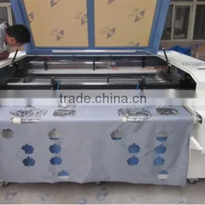 Low Cost Price Water Cooling Cooling Mode and CO2 Laser Type Cnc Laser Cutting Machine for Diesel Jeans/acrylic thumbnail-4