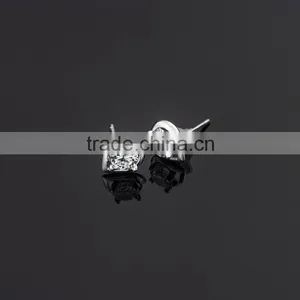 Latest Fashion Jewelry, Synthetic Diamond Stud Earrings in 18k Gold Plating Sterling Silver Jewelry China Wholesale thumbnail-2